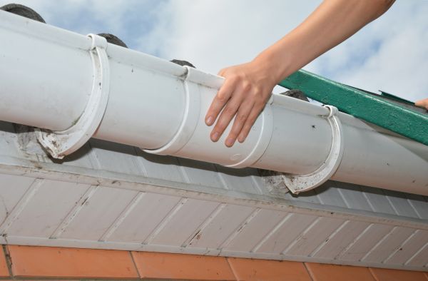 Cost of Barn Gutter Installation in Troy